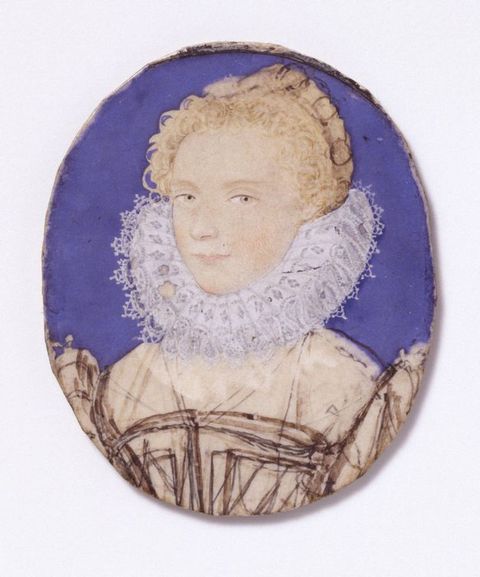 Watercolour. The face of a pale-skinned woman and the pleated, lacy ruff she wears are shaded in detail, including her almond-shaped, grey eyes and pale pink lips. Her blond hair is less defined, and her gown is sketched in. The background of this oval painting is vivid blue.