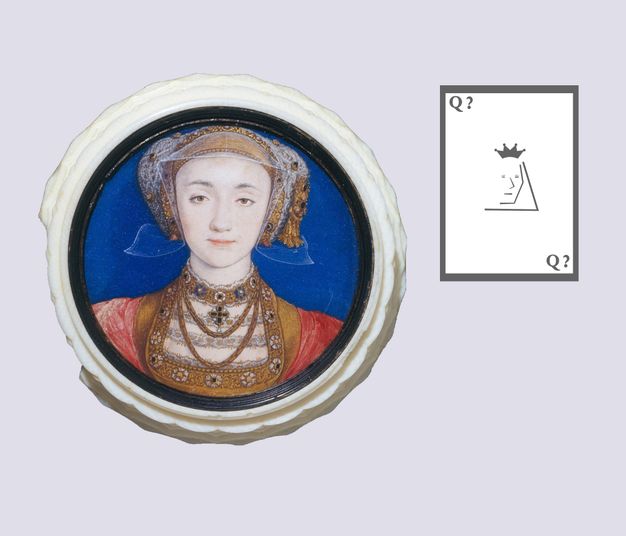 Watercolour. A pale-skinned woman looks at us with hooded eyes under black brows. Her thin pink lips faintly smile in her heart-shaped face. A gold, jewelled headdress is over a translucent veil. She is shown against a bright blue background and is set into a round ivory frame. A digital drawing of a playing card is to the right with the designation “Q?”, and the suit is not specified.